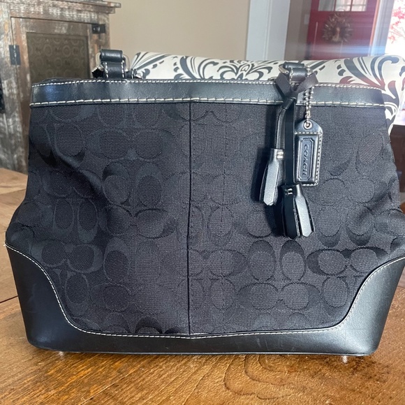 Coach - Hampton Signature satchel (black) - Picture 2 of 7